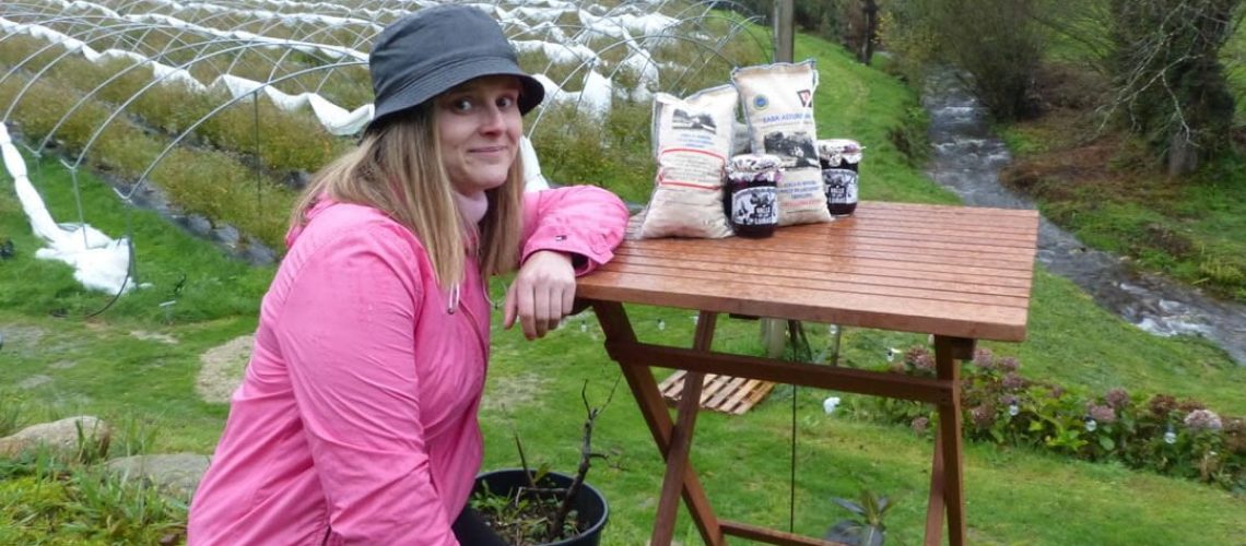 Pegados A La Tierra Pegados A La Tierra